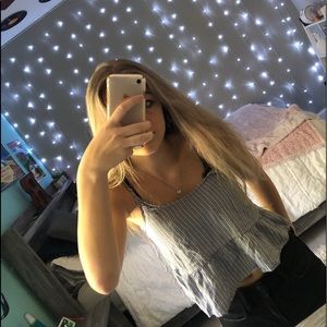 HOLLISTER - white and gray stripped top w/ skirt